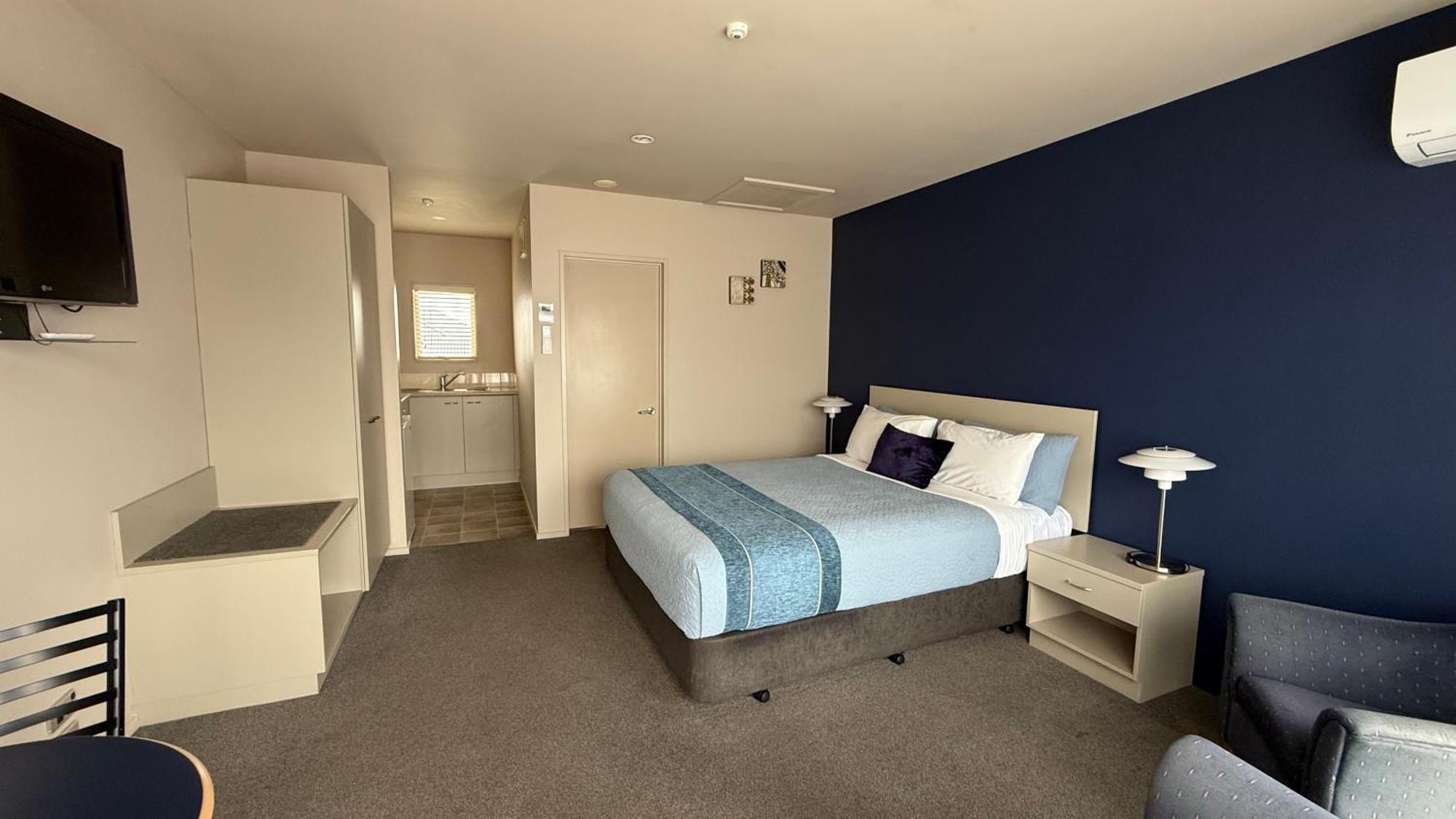 The Suites Ashburton Luaran gambar